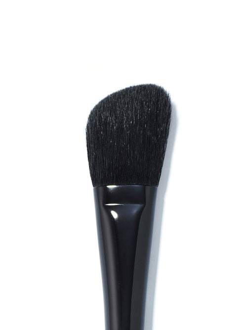 Halberd Cheek and Eyeshadow Brush 22H