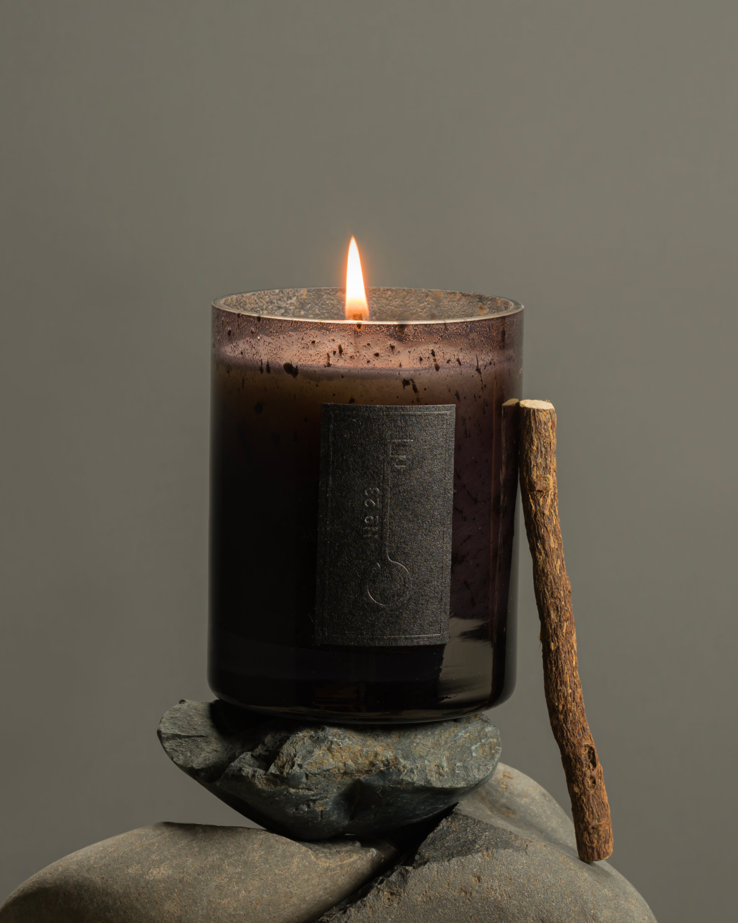 candle✣candle No. 23 Candle – VIOLET GREY